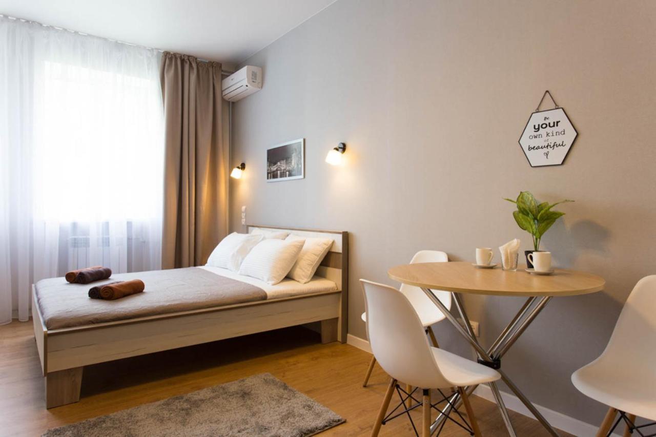 Modern Studio Beside Metro Yaroslava Mudroho, Universytet - Chernyshevska Str 95-7 哈尔科夫 外观 照片