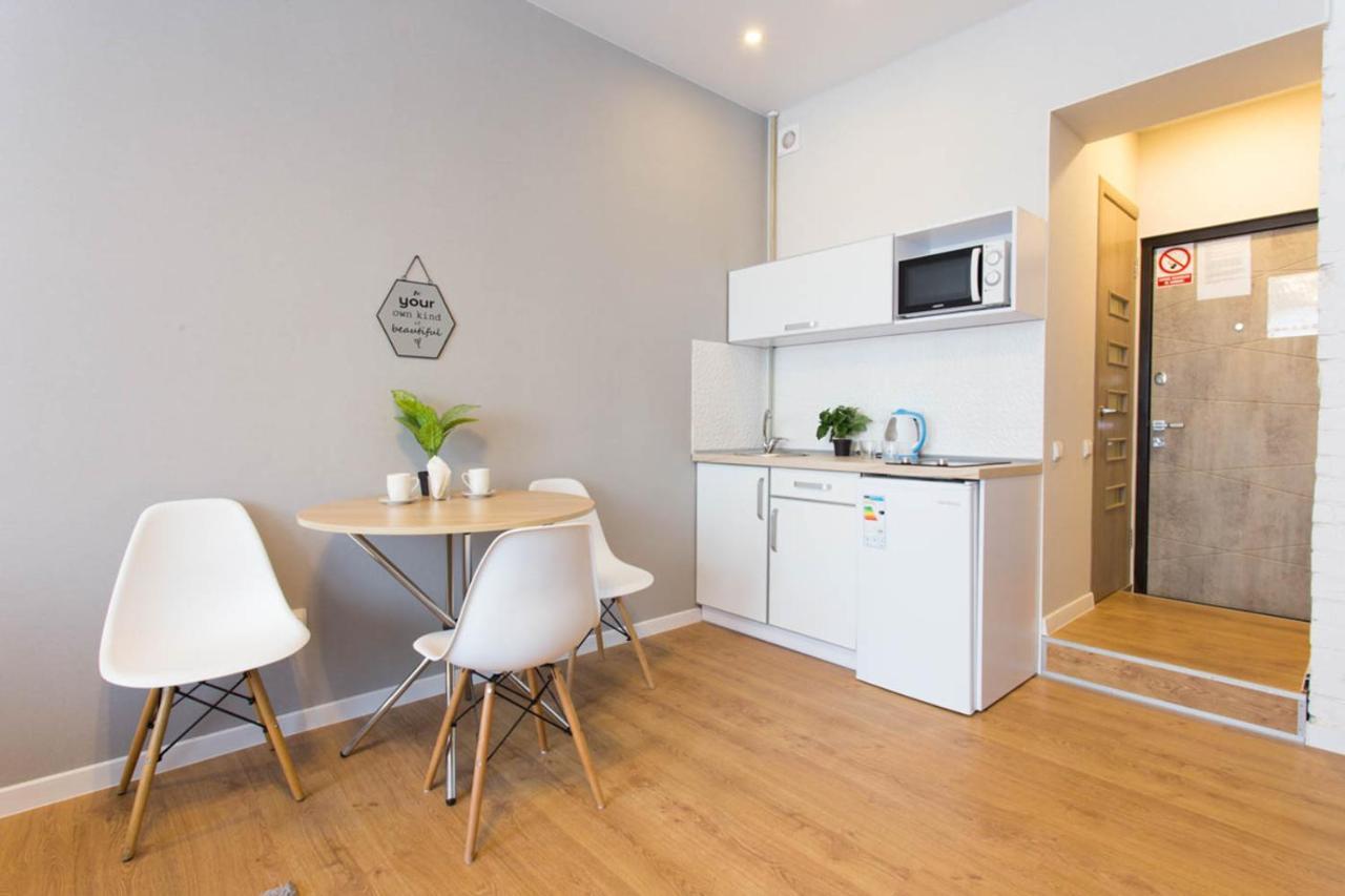 Modern Studio Beside Metro Yaroslava Mudroho, Universytet - Chernyshevska Str 95-7 哈尔科夫 外观 照片