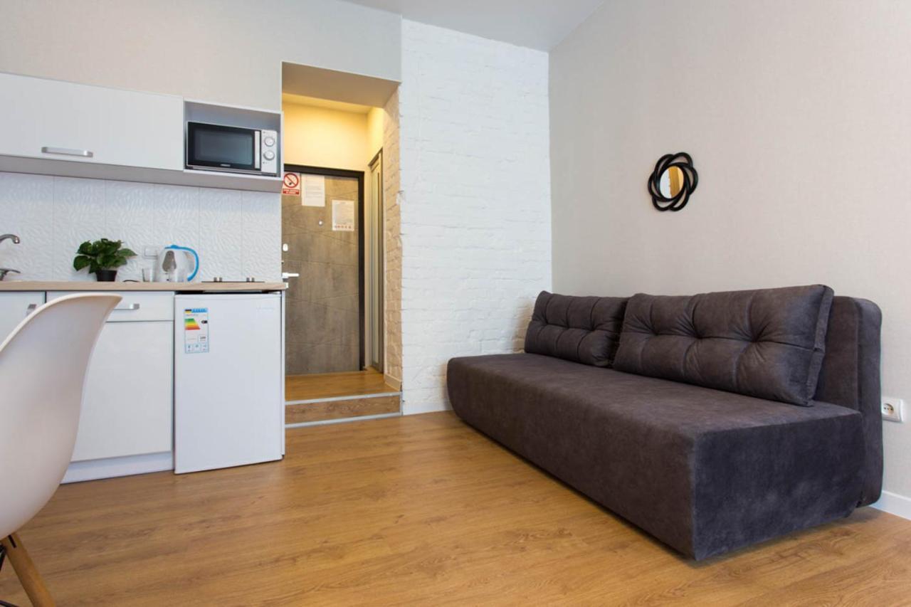 Modern Studio Beside Metro Yaroslava Mudroho, Universytet - Chernyshevska Str 95-7 哈尔科夫 外观 照片