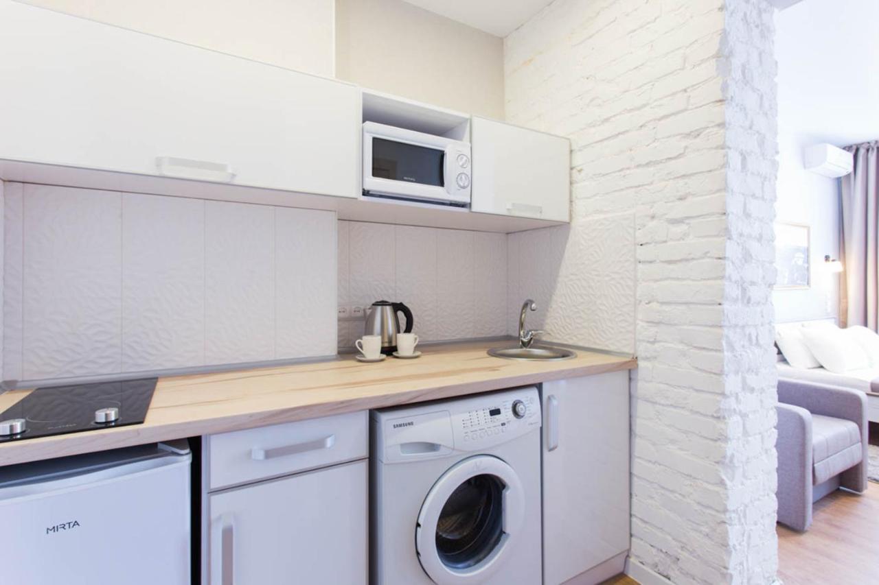 Modern Studio Beside Metro Yaroslava Mudroho, Universytet - Chernyshevska Str 95-7 哈尔科夫 外观 照片