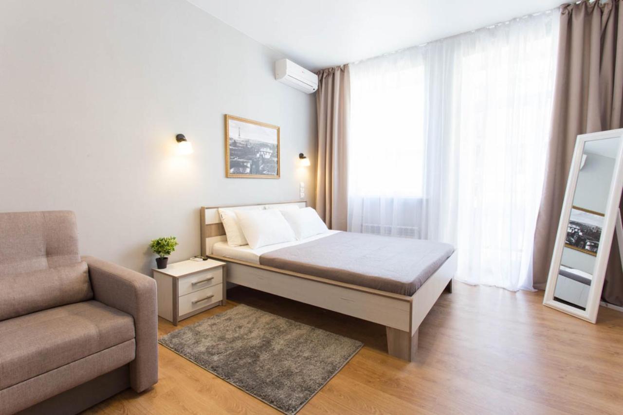 Modern Studio Beside Metro Yaroslava Mudroho, Universytet - Chernyshevska Str 95-7 哈尔科夫 外观 照片