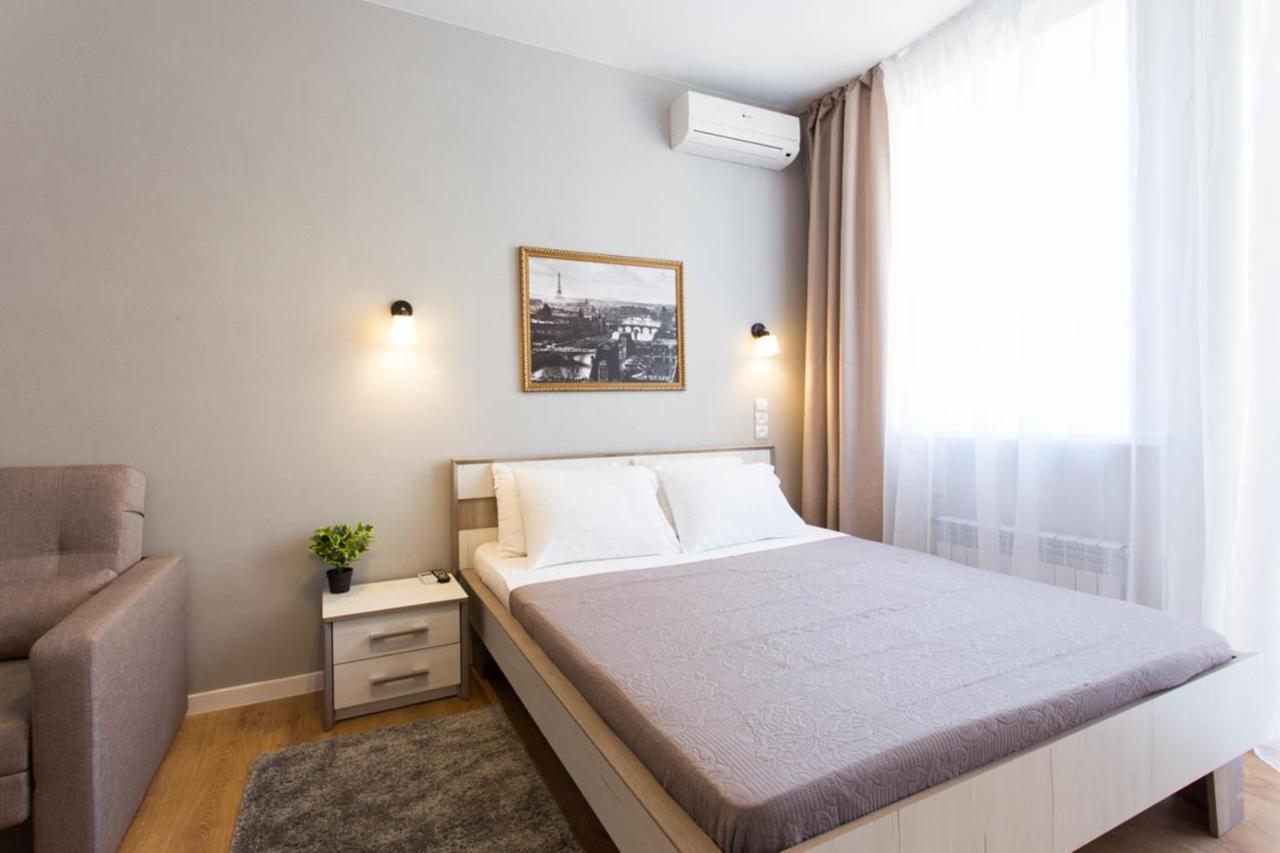 Modern Studio Beside Metro Yaroslava Mudroho, Universytet - Chernyshevska Str 95-7 哈尔科夫 外观 照片