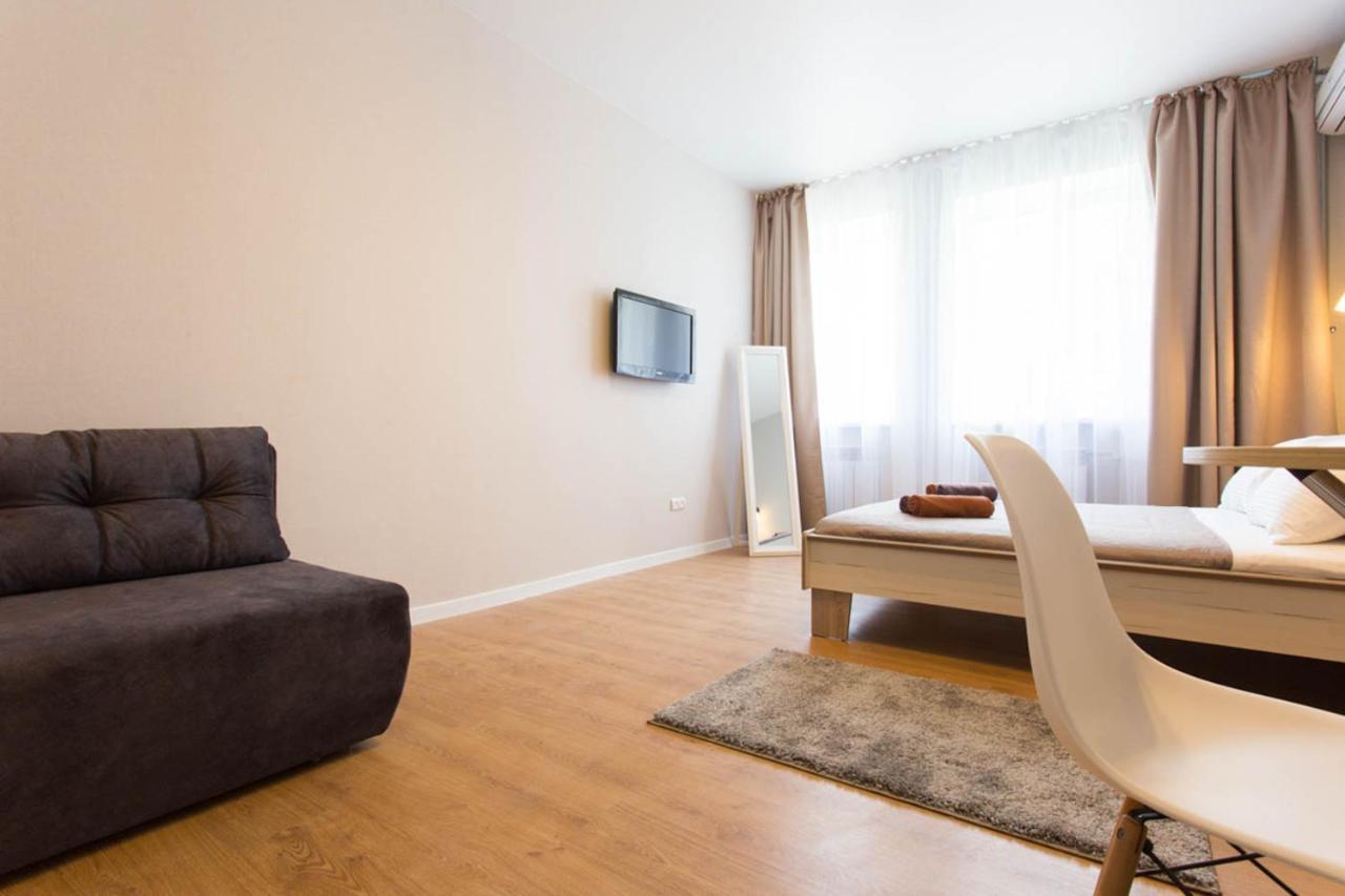 Modern Studio Beside Metro Yaroslava Mudroho, Universytet - Chernyshevska Str 95-7 哈尔科夫 外观 照片