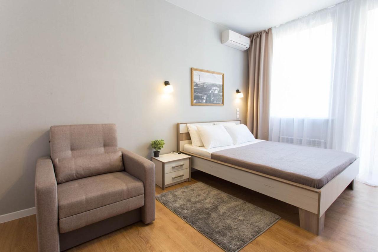 Modern Studio Beside Metro Yaroslava Mudroho, Universytet - Chernyshevska Str 95-7 哈尔科夫 外观 照片